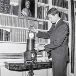 James R. Ketchum